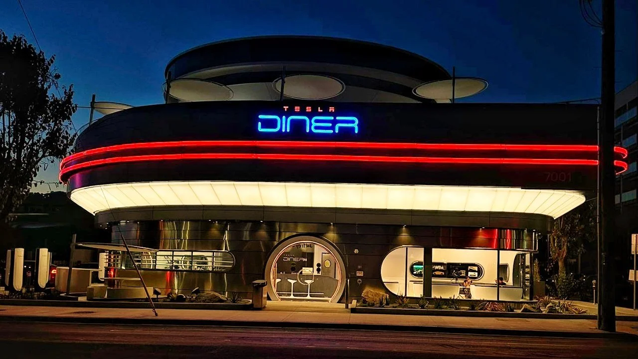 El restaurante de Tesla es real, y me sorprende admitir que quiero ir